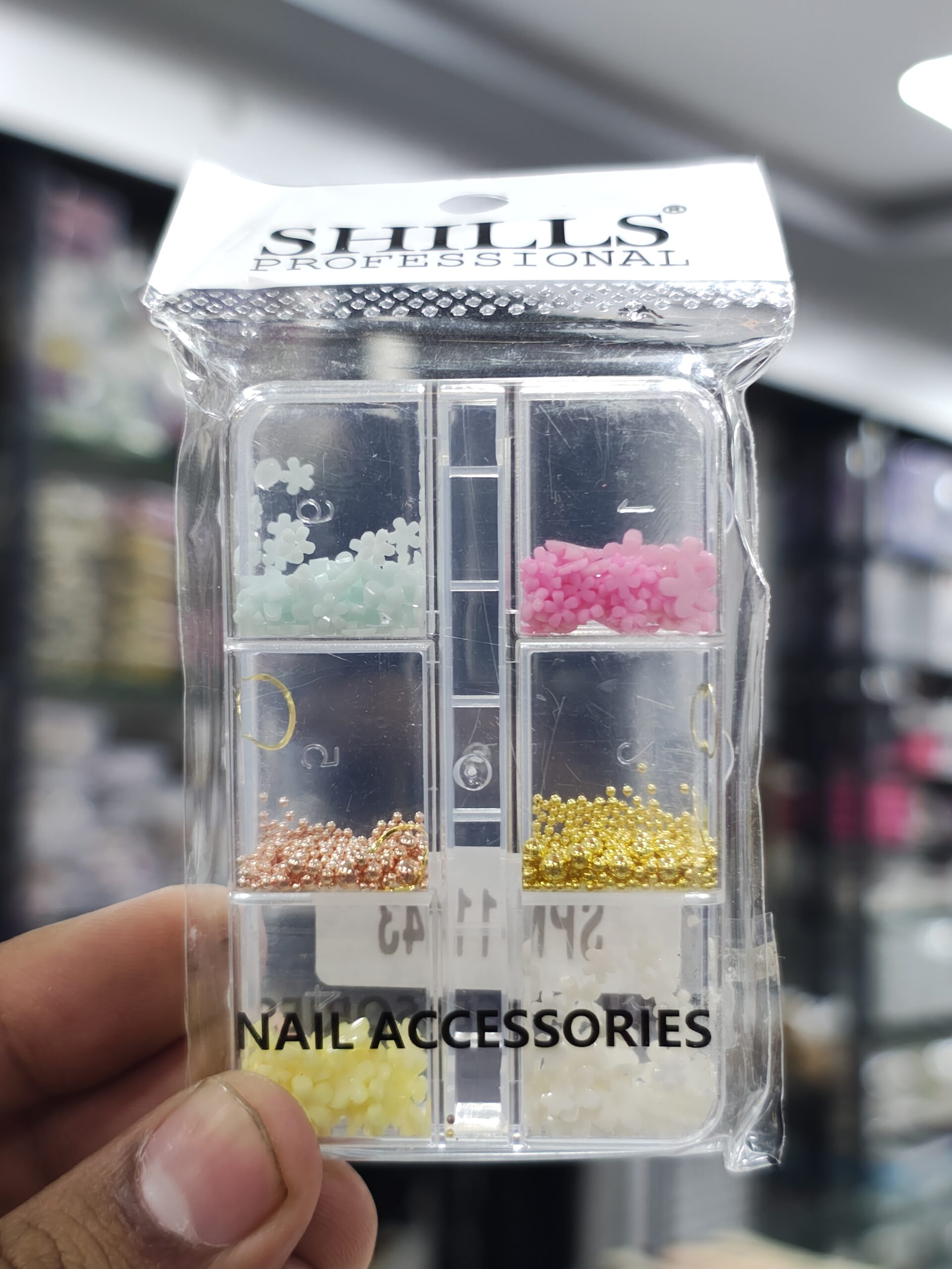 SHILLS NAIL JEWELLERY